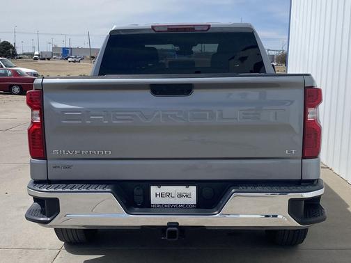 Sterling Gray Metallic 2023 Chevrolet Silverado 1500 LT