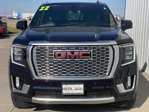 2022 GMC Yukon XL Denali