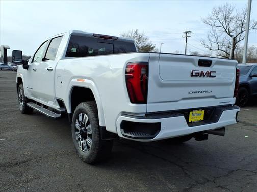 2026 GMC Sierra 2500 Denali