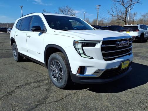 2026 GMC Acadia Elevation FWD