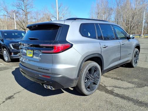 2026 GMC Acadia Elevation AWD