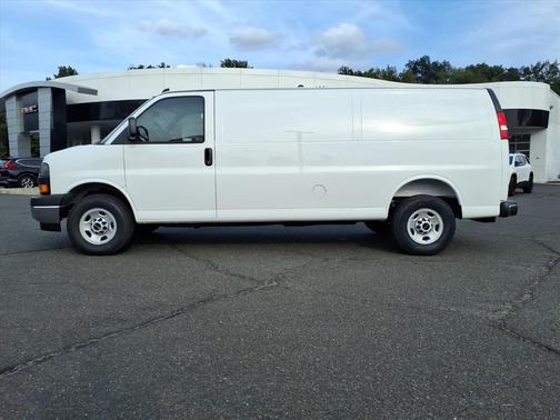 2025 GMC Savana 2500 RWD 3500 Extended Wheelbase Work Van