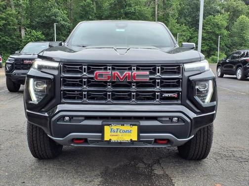 2025 GMC Canyon Base