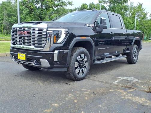 2025 GMC Sierra 2500 Denali