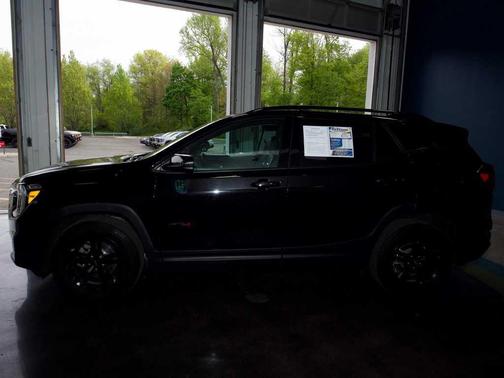Ebony Twilight Metallic 2024 GMC Terrain AWD AT4