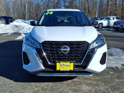 2024 Nissan Kicks S