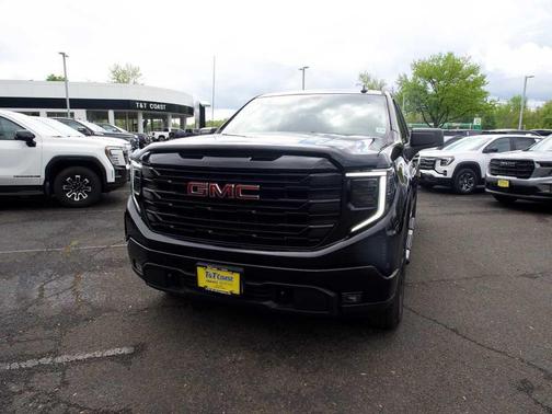 Onyx Black 2024 GMC Sierra 1500 Elevation