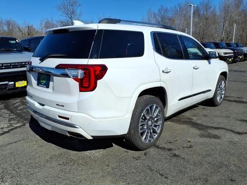 White Frost Tricoat 2023 GMC Acadia Denali