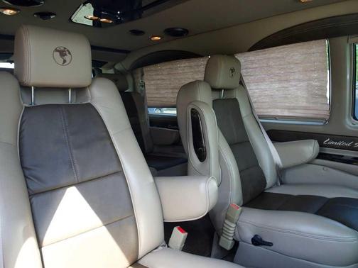 Summit White 2017 Chevrolet Express 2500 Work Van