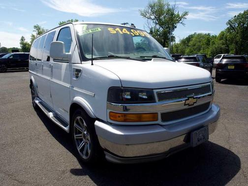 Summit White 2017 Chevrolet Express 2500 Work Van