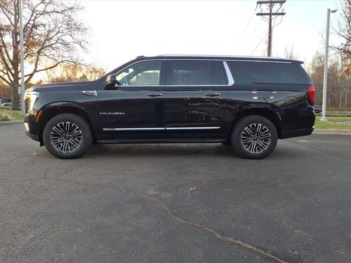 2026 GMC Yukon XL 4WD Elevation