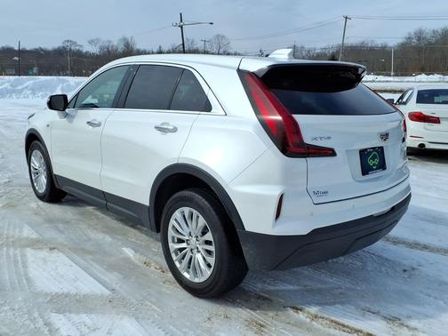 2024 Cadillac XT4 Luxury
