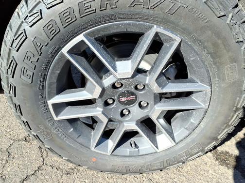 2026 GMC Terrain AWD AT4