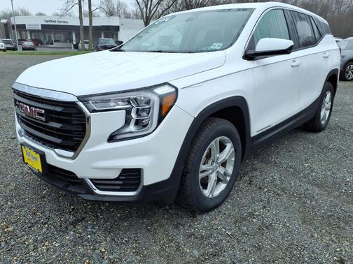 Summit White 2023 GMC Terrain SLE