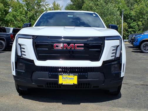 2026 GMC Sierra EV Extended Range Elevation