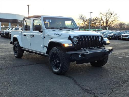 2022 Jeep Gladiator Sport
