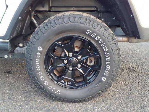 2022 Jeep Gladiator Sport