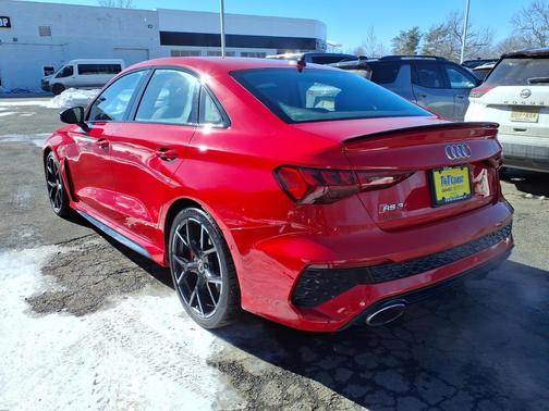 2022 Audi RS 3 TFSI quattro S tronic