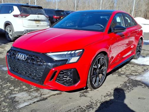2022 Audi RS 3 TFSI quattro S tronic
