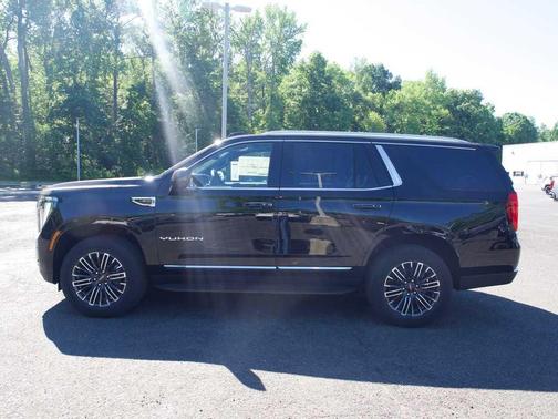 Onyx Black 2026 GMC Yukon 4WD Elevation