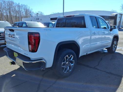 Summit White 2026 GMC Sierra 1500 SLE