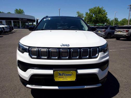 Bright White Clearcoat 2022 Jeep Compass Limited