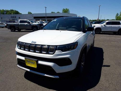 Bright White Clearcoat 2022 Jeep Compass Limited