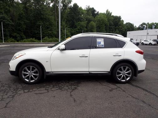 Majestic White 2017 INFINITI QX50 Base