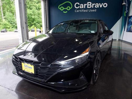 Phantom Black 2023 Hyundai ELANTRA SEL