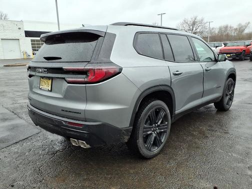 2026 GMC Acadia Elevation FWD