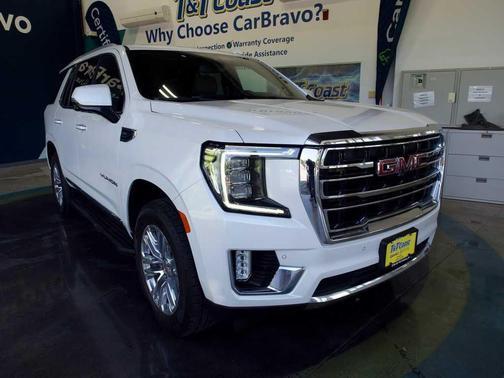 White Frost Tricoat 2021 GMC Yukon SLT