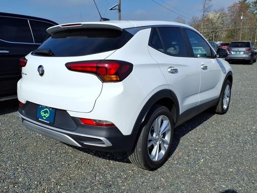 Summit White 2021 Buick Encore GX Preferred