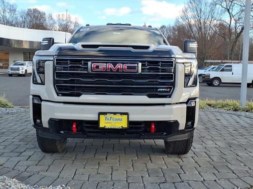 2026 GMC Sierra 2500 AT4
