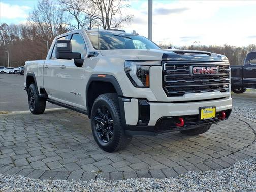 2026 GMC Sierra 2500 AT4