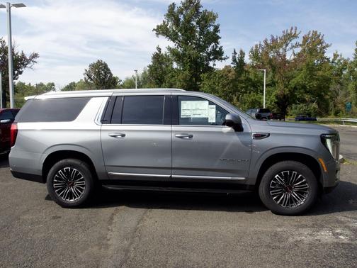 Gray 2026 GMC Yukon XL 4WD Elevation