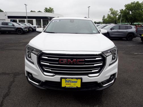 Summit White 2024 GMC Terrain SLT