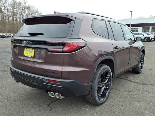 2026 GMC Acadia Elevation FWD