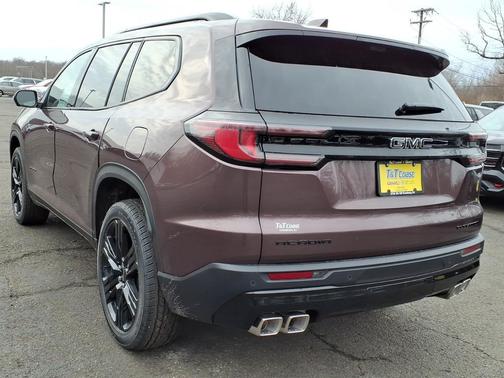 2026 GMC Acadia Elevation FWD