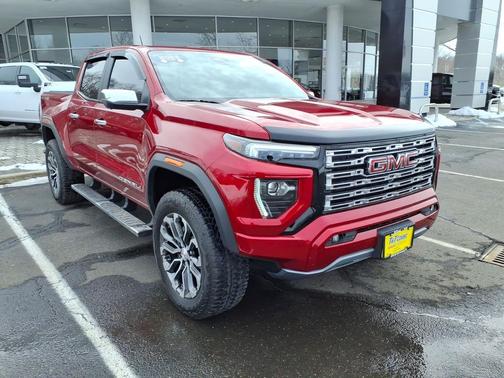 2023 GMC Canyon Denali