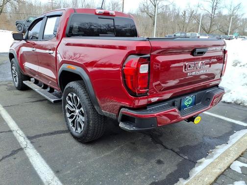 2023 GMC Canyon Denali