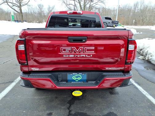 2023 GMC Canyon Denali