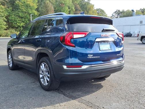 2022 GMC Terrain SLT