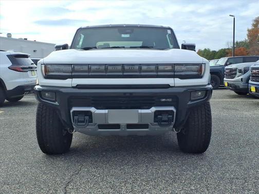 Interstellar White 2026 GMC HUMMER EV Pickup 2X