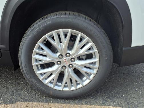 2026 GMC Acadia FWD Elevation