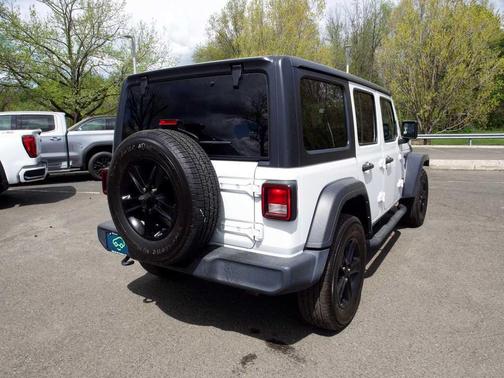 Bright White Clearcoat 2021 Jeep Wrangler Unlimited Sport Altitude
