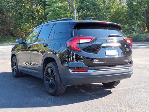 2022 GMC Terrain AWD AT4