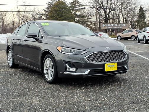 2020 Ford Fusion Plug-In Hybrid Titanium