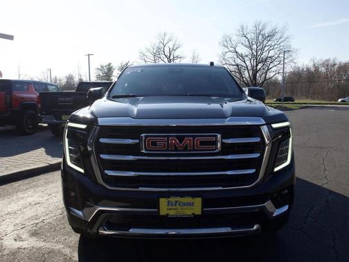 Onyx Black 2025 GMC Yukon 4WD Elevation