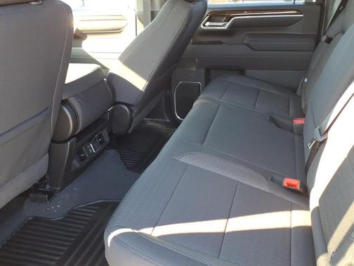 2026 GMC Sierra 2500 SLE