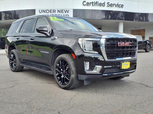 2023 GMC Yukon SLE